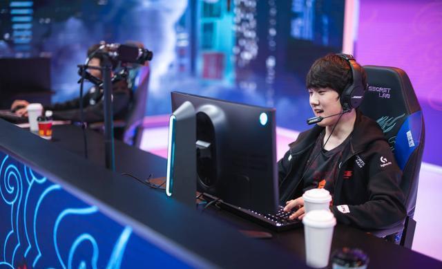 TL险胜DRX，Knight开启传奇时刻强强对话成都决赛之夜，留下经典瞬间